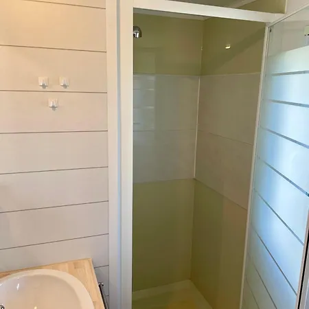 Nordsee Glamping Mobilheimchalet 2294 度假居 布列登